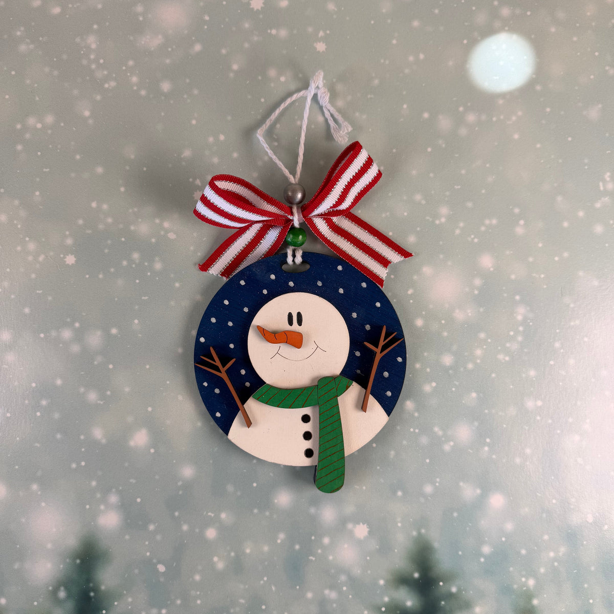 Snowman Round Ornament
